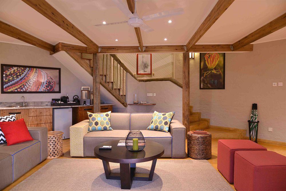 Victoria Falls Safari Suites Dış mekan fotoğraf