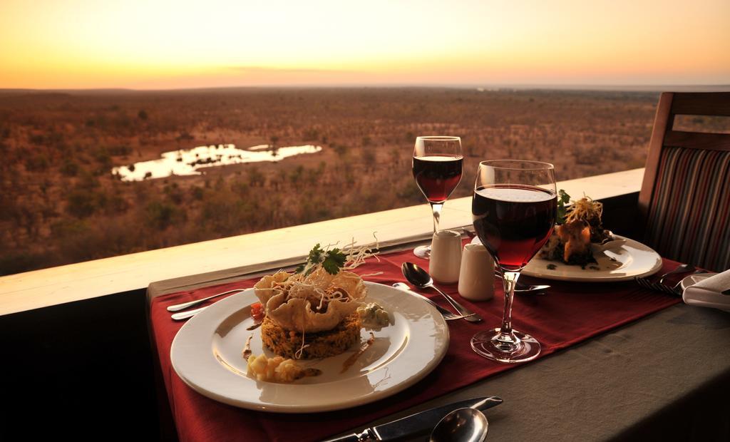 Victoria Falls Safari Suites Dış mekan fotoğraf