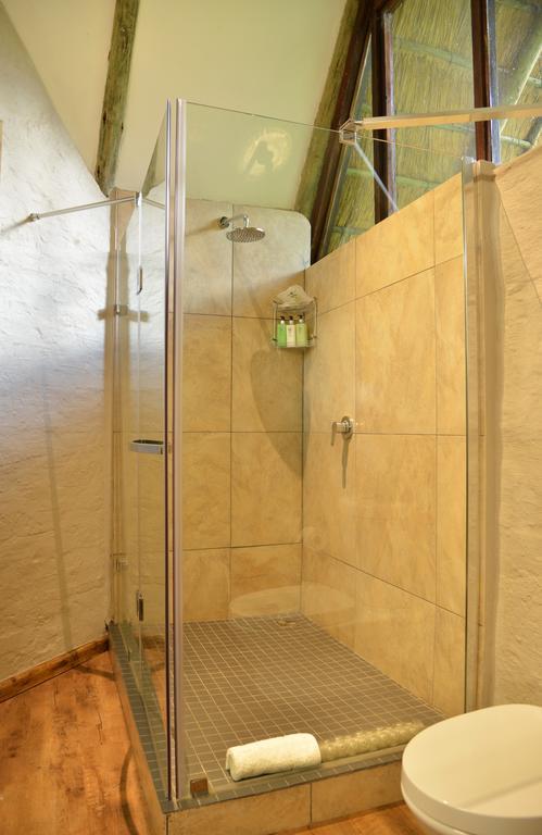 Victoria Falls Safari Suites Dış mekan fotoğraf