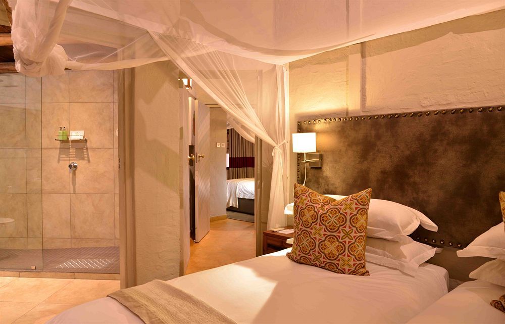 Victoria Falls Safari Suites Dış mekan fotoğraf