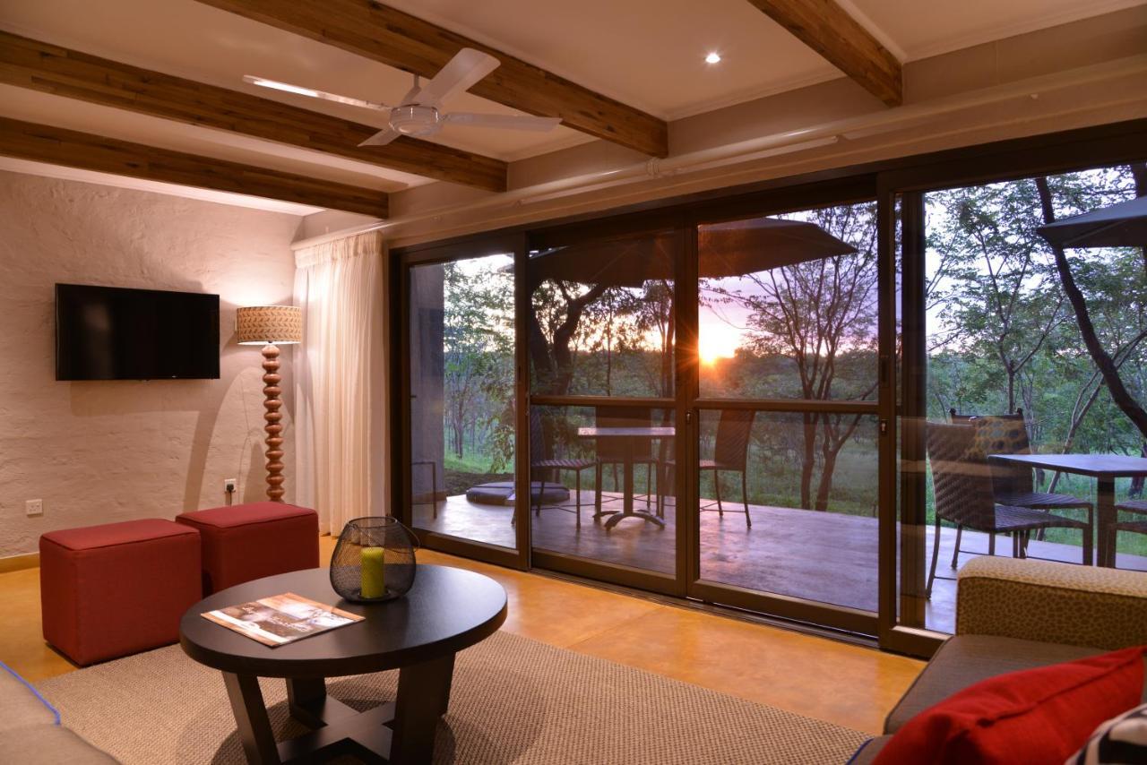 Victoria Falls Safari Suites Oda fotoğraf